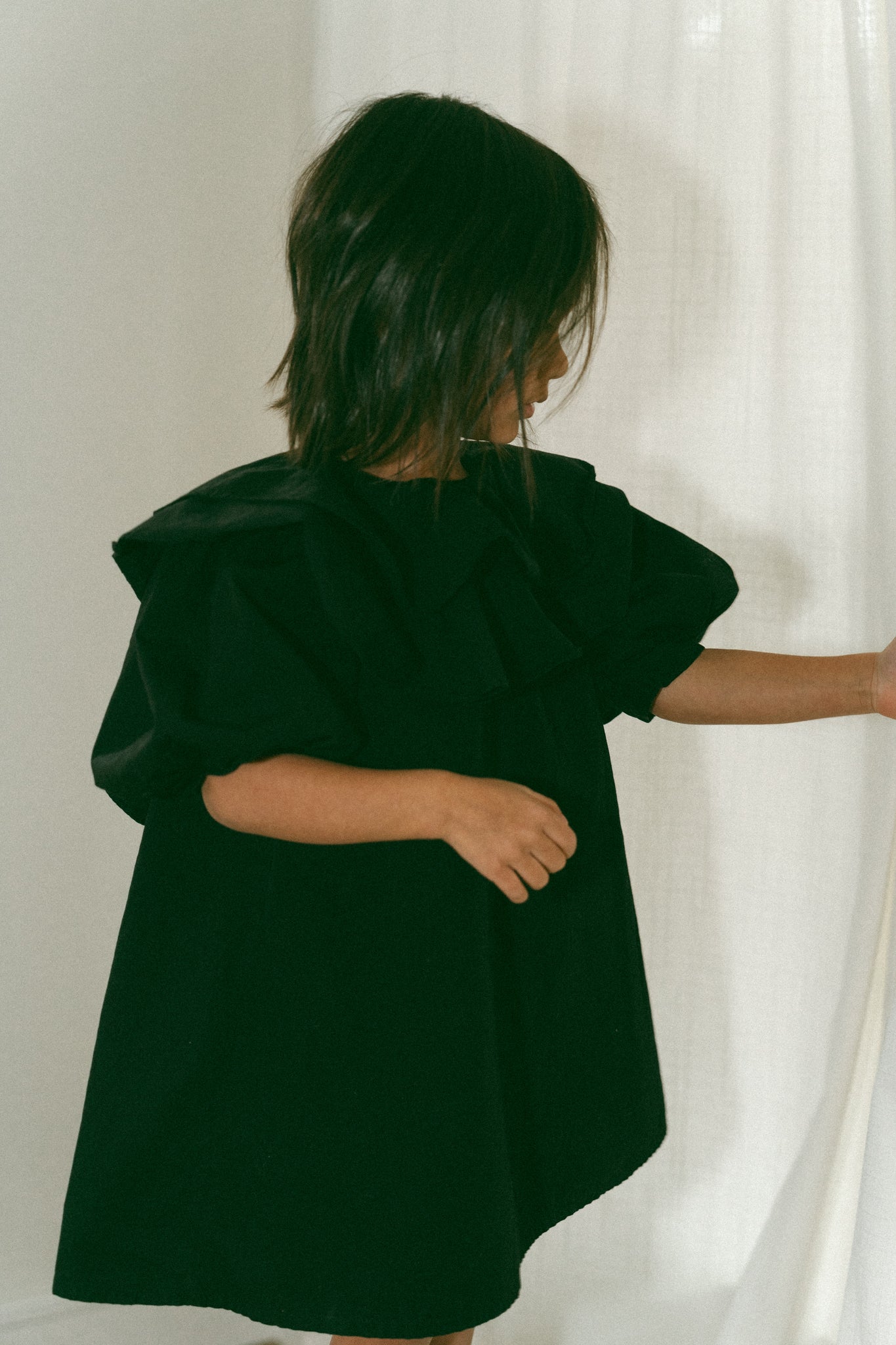 BLACK RUFFLE DRESS LA R MINI BLACK RUFFLE DRESS LA R MINI